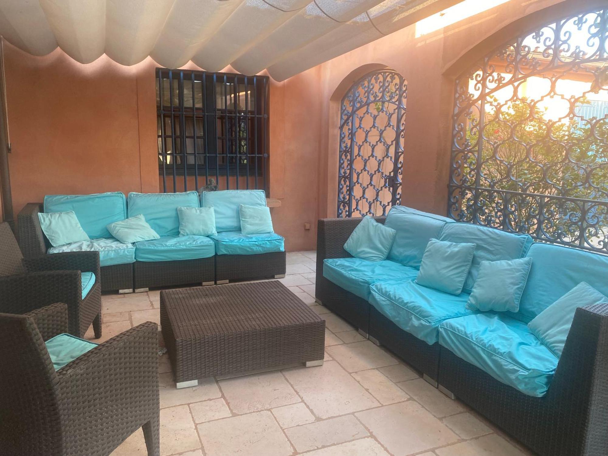 L'Hacienda Francesa Bed & Breakfast Palaja ภายนอก รูปภาพ