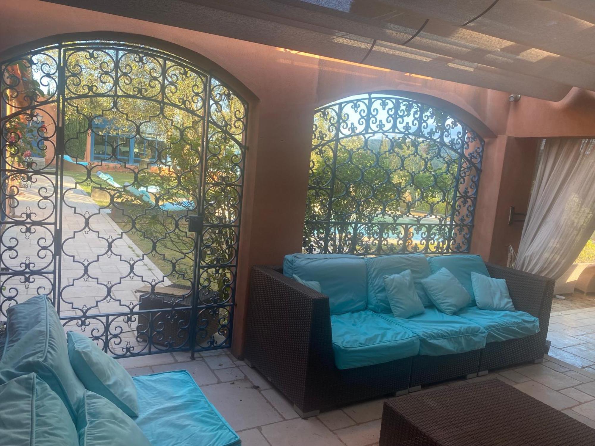 L'Hacienda Francesa Bed & Breakfast Palaja ภายนอก รูปภาพ